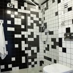Azulejos originales colocados en el baño.