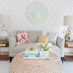 Decoración ligera de una habitación pequeña.