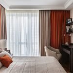 Cortinas largas para el dormitorio.
