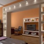Luces de arco y estantería