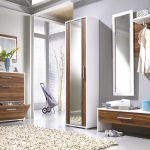 Muebles con estilo en el pasillo.