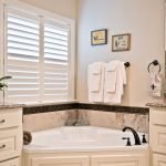 Baño de esquina