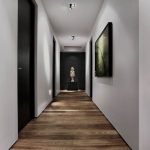 La foto en la pared del pasillo