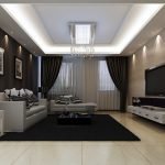 Iluminación brillante en la sala de estar con cortinas oscuras.