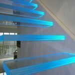 Escalera con luz