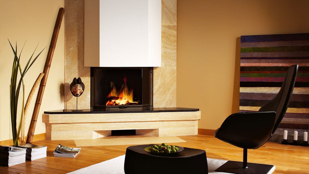 Corner fireplace sa interior