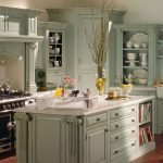 Interior de cocina de estilo provenzal