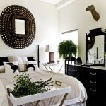 Dormitorio blanco y negro