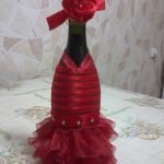 Botella en el vestido