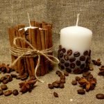 Decoración de canela y frijoles