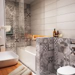 Orquídea en el baño
