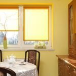 Cocina de pared amarilla