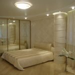 Hermoso dormitorio interior
