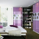 Armario corredizo morado