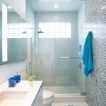Cuarto de baño con ventana