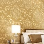 Papel tapiz floral amarillo