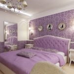Decoración de dormitorio púrpura