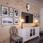 Cómoda blanca en el interior