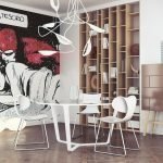 Lámpara original sobre la mesa