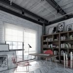 Pinturas en una estantería