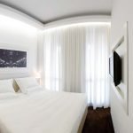 Dormitorio blanco de 6 sq. m