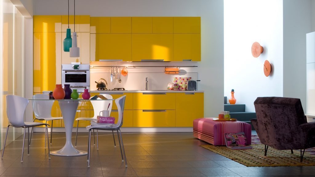Dapur kuning di pedalaman