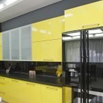 Techo multinivel en el interior
