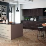 Parquet en el piso de la cocina