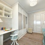 Habitación moderna para una mujer.