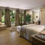 Arboles interiores en el dormitorio