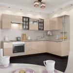 Iluminación con una lámpara de araña y accesorios en la cocina con muebles de capuchino.