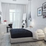Espejo en el piso del dormitorio