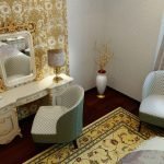 Decoración de la habitación dorada