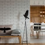 La combinación de madera con blanco.