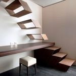 Escalera elevada