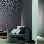 Papel pintado oscuro para el interior.