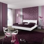 Púrpura para el diseño de dormitorio.
