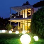 Iluminación de diseño para una residencia de verano.