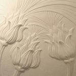 Bajorrelieve de tres flores