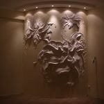 Bajorrelieve en tonos marrones