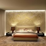 Cama con dos mesitas de noche