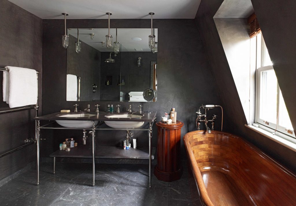 Baño marrón