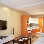 Muebles naranjas en la cocina