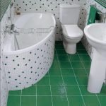 Piso de baño verde