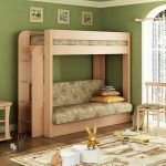 Literas de tonos verdes en una habitación