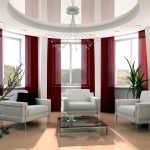Sillones y una mesa en un mirador
