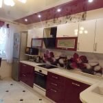 Cocina color ciruela