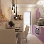 Cocina beige con muebles morados.