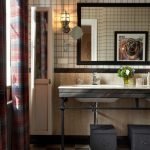 Jaula beige en un diseño de baño