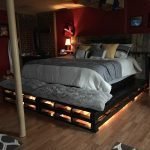 Cama retroiluminada